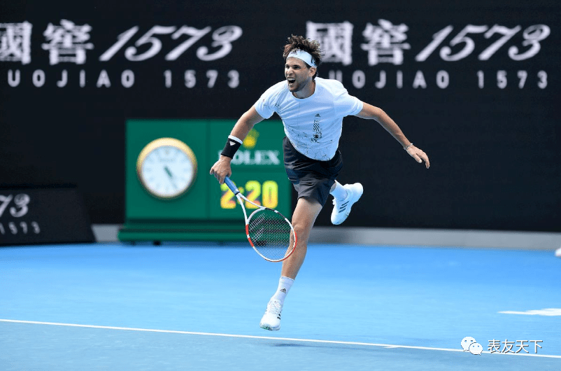 在一线队占 在一线队占