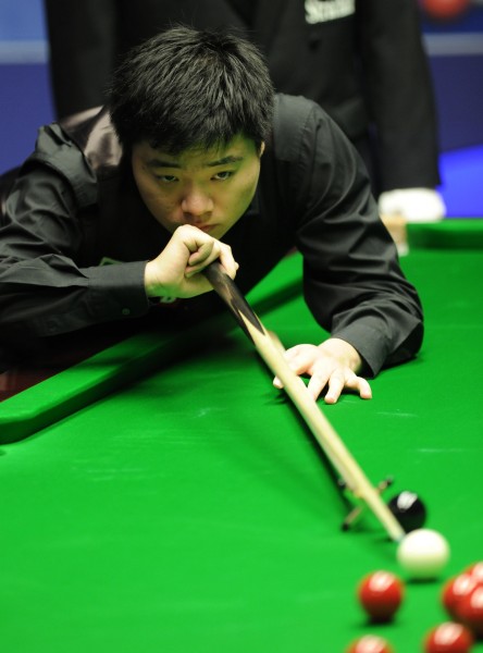 在比赛前举 在比赛前举