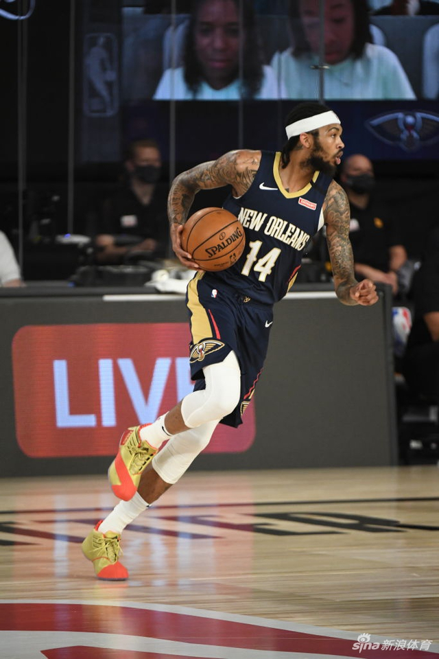 相比之下 相比之下